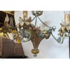 Lustre en bois sculpté peint polychrome