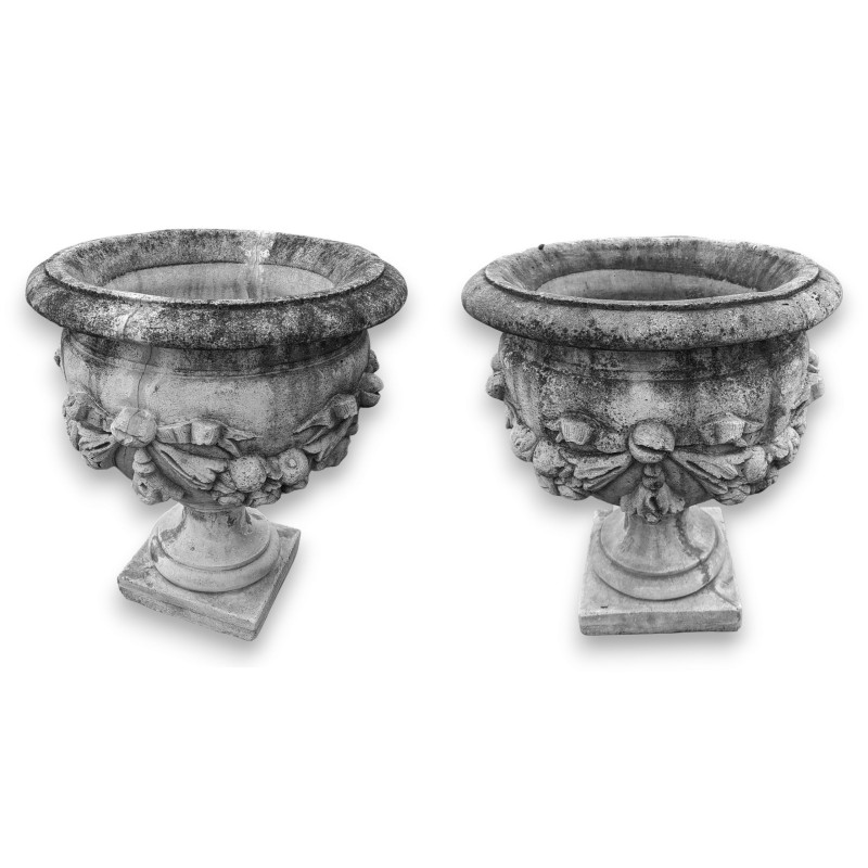 Pair of low garland-decorated basins