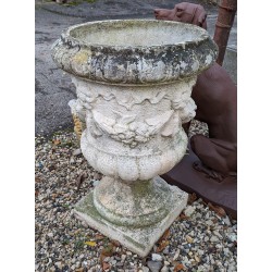 Paire de vasques à guirlandes hautes