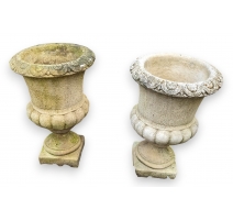 Paire de vases Medicis hautes