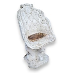 Gondola armchair with shell-shaped backrest