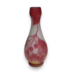 Red single-flower vase signed GALLÉ