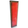 Vitrine noire rouge et dorée, rayons verre