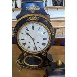 Neuchâtel-style clock by LEUENBERGER