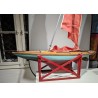 Maquette de voilier, rouge et turquoise