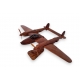 Lockheed P-38 en bois sculpté