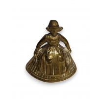 Cloche Dame à la crinoline en bronze