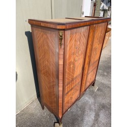  Armoire en bois de rose à 2 portes sur  Moinat SA  - Antiquités décoration