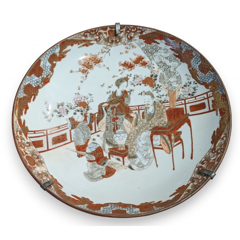 Plat Imari japonais Meiji en porcelaine