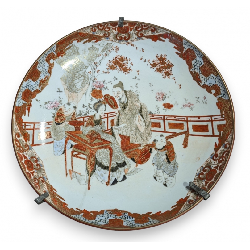 Plat Imari japonais Meiji en porcelaine