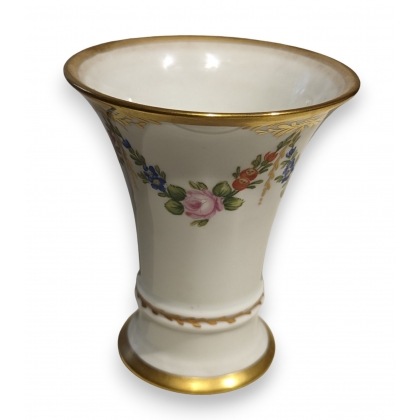 Vase en procelaine Fürstenberg