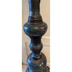 Pied de candelabre en bronze cloisonné Eléphants