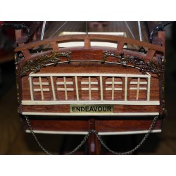 Schiffsmodell „HMS ENDEAVOUR“ bei Moinat SA – Antiquitäten und Dekoration