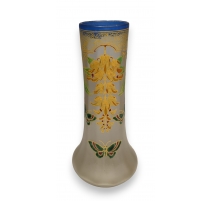 Vase en verre peint "Art Nouveau" signé LEG