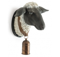 Tête de mouton avec cloche