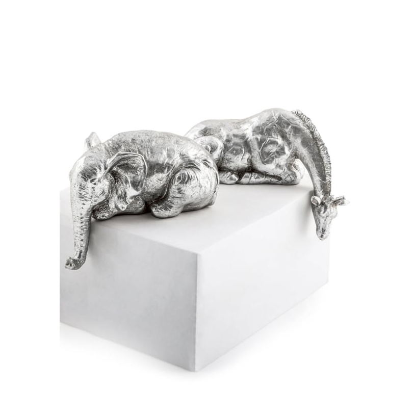 Paire de sculptures Eléphant et girafe argenté
