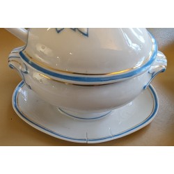 White and blue porcelain tea set from Moinat SA – Antiques and home décor