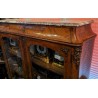  Vitrine style Louis XV modèle Topino sur  Moinat SA  - Antiquités décoration