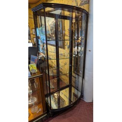 Display cabinet with glass shelves. From  Moinat SA  - Antiques and home décor